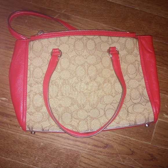 Purse - Picture 2 of 2